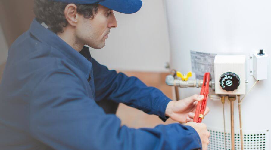 Local water heater installation in Fairburn, SD